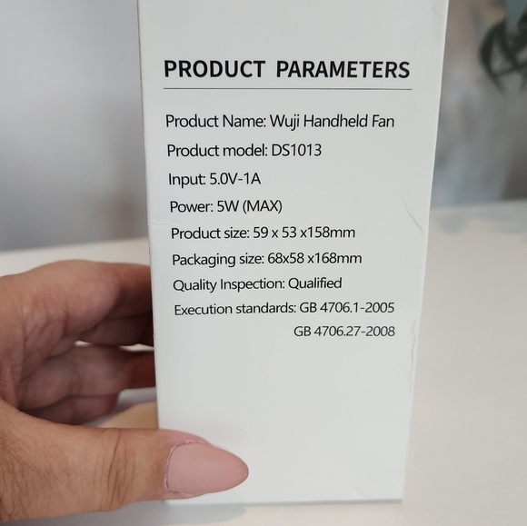 NEW‼️Wuji Handheld Fan with USB Charging - Picture 5 of 6